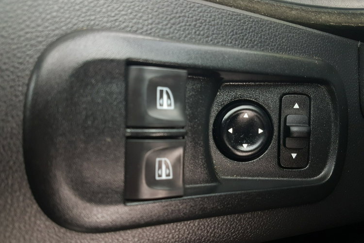 Renault Master 7 OSÓb L3H2 BRYGADÓWKA DŁUGI WYSOKI KLIMA MOVANO 2.3 DCI 150KM MANUAL zdjęcie 9