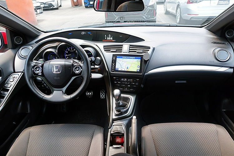 Honda Civic 1.8 16V Led+NAVI+Kamera+Podgrzew fotele BEZWYPADKOWY GWARANCJA Krajowy 4x2 zdjęcie 11