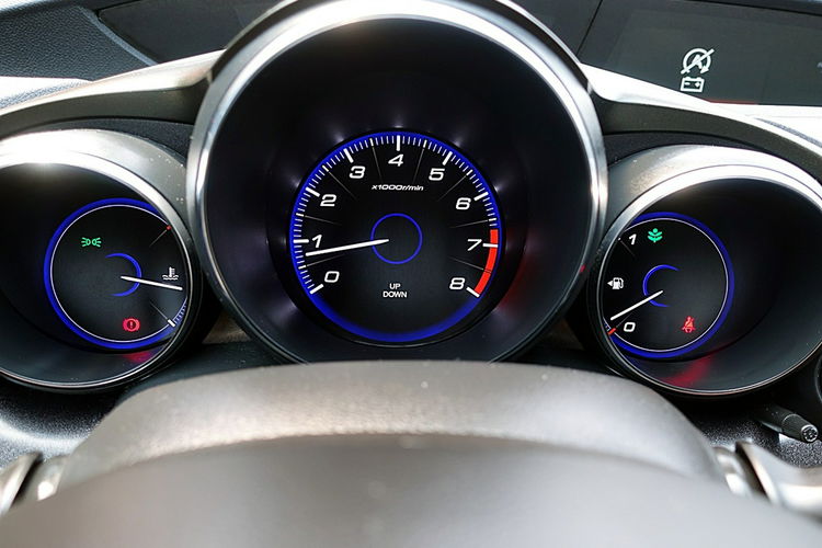 Honda Civic 1.8 16V Led+NAVI+Kamera+Podgrzew fotele BEZWYPADKOWY GWARANCJA Krajowy 4x2 zdjęcie 26