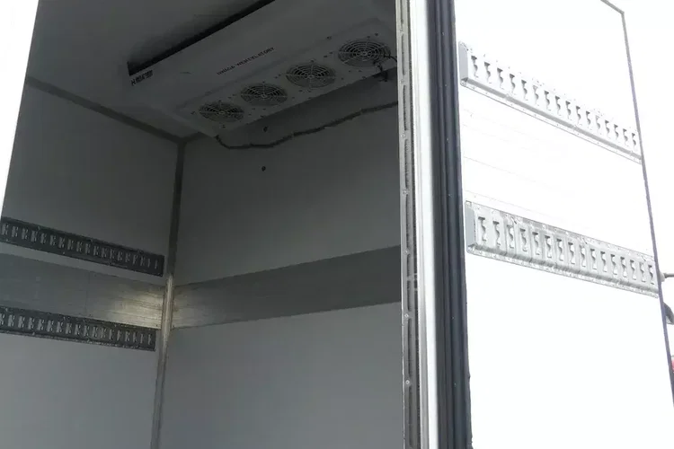 MAN TGM 15.290 / CHŁODNIA + WINDA / EURO 6 / IDEALNY STAN / zdjęcie 20