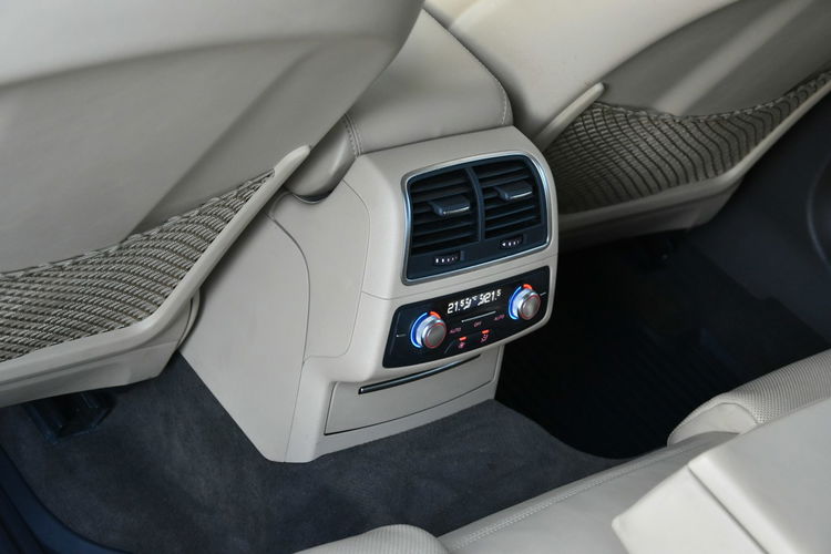 Audi A7 3.0 V6T 300KM XII.2010r. SALON BOSE BiX LED NAVi Radar nightVision zdjęcie 16