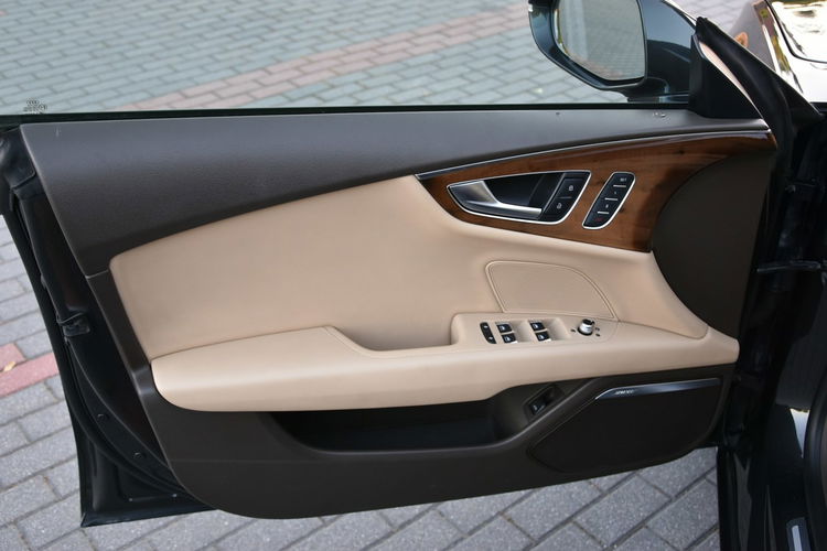 Audi A7 3.0 V6T 300KM XII.2010r. SALON BOSE BiX LED NAVi Radar nightVision zdjęcie 19