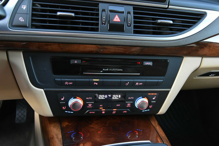 Audi A7 3.0 V6T 300KM XII.2010r. SALON BOSE BiX LED NAVi Radar nightVision zdjęcie 26