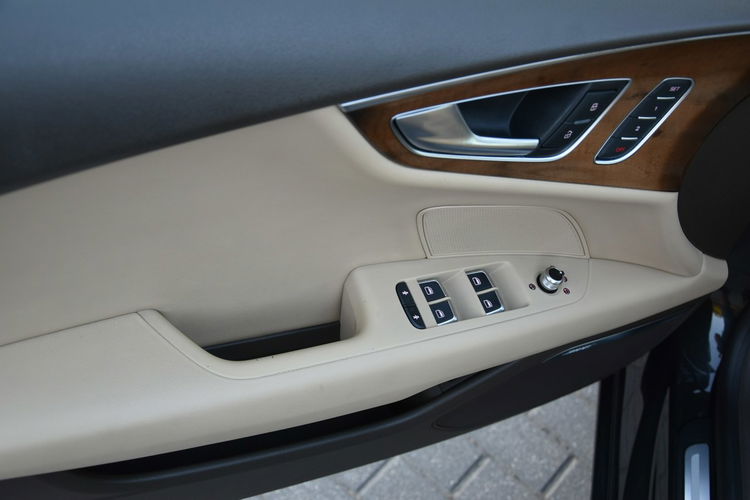 Audi A7 3.0 V6T 300KM XII.2010r. SALON BOSE BiX LED NAVi Radar nightVision zdjęcie 34