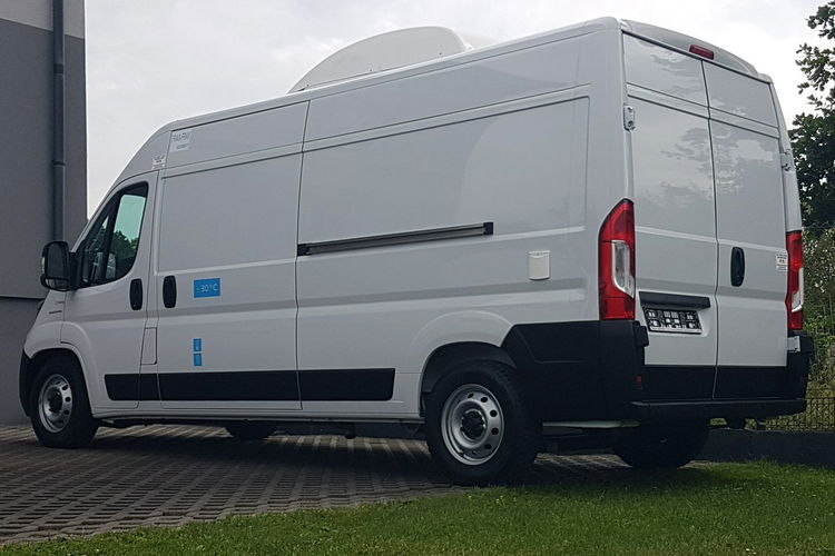 Fiat Ducato 3 KOMORY L3H2 CHŁODNIA IZOTERMA GRZANIE AGREGAT KLIMA TEMPOMAT zdjęcie 28