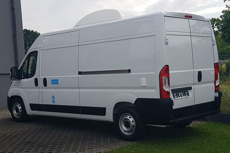 Fiat Ducato 3 KOMORY L3H2 CHŁODNIA IZOTERMA GRZANIE AGREGAT KLIMA TEMPOMAT zdjęcie 3