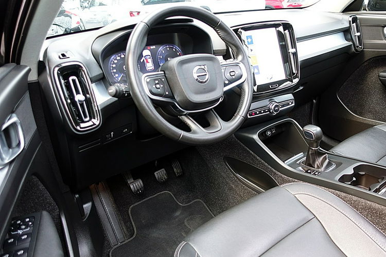 Volvo XC 40 EL.SZYBERDACH+Skóra+Navi+EL.Hak 163KM Gwarancja 1wł Kraj Bezwypad F23% zdjęcie 15