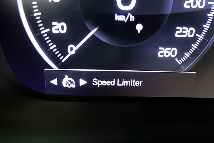 Volvo XC 40 EL.SZYBERDACH+Skóra+Navi+EL.Hak 163KM Gwarancja 1wł Kraj Bezwypad F23% zdjęcie 31