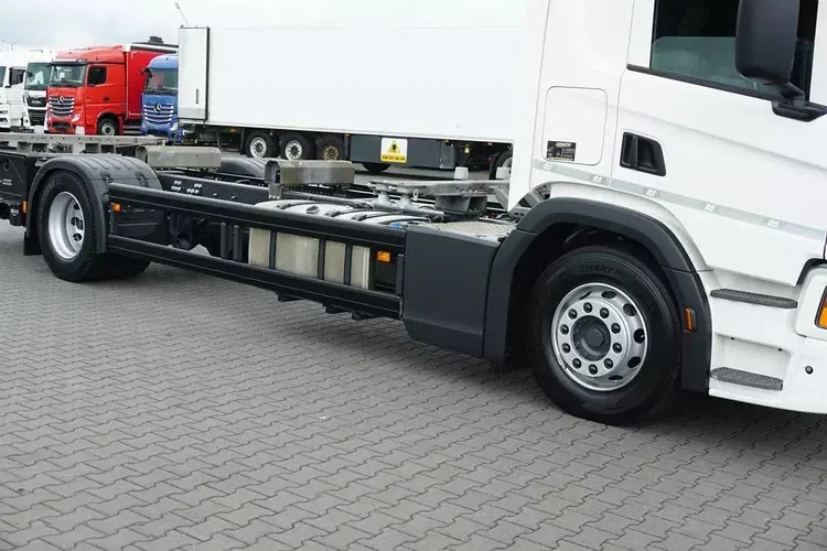 Scania P 410 / E 6 / BDF + WINDA / 7.15 , 7.45, 7.82 M / RETARDER zdjęcie 24