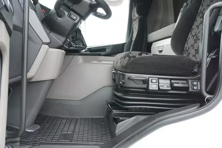 Scania P 410 / E 6 / BDF + WINDA / 7.15 , 7.45, 7.82 M / RETARDER zdjęcie 25