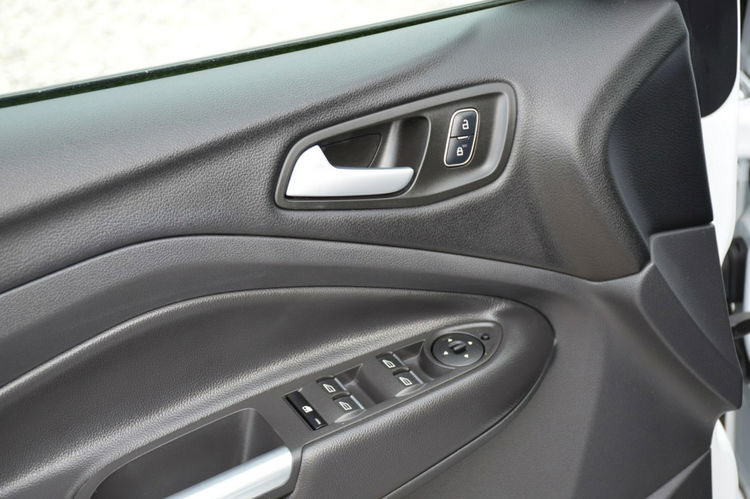 Ford Kuga Zarejestrowana 1.5i 120KM Serwis 151tys.KM Navi Keyless go Skóra zdjęcie 21