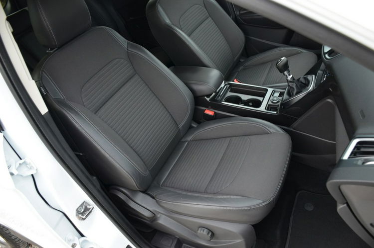 Ford Kuga Zarejestrowana 1.5i 120KM Serwis 151tys.KM Navi Keyless go Skóra zdjęcie 28