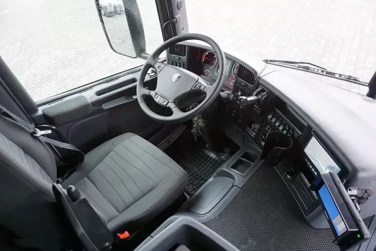 Scania P 410 / EURO 6 / CHŁODNIA + WINDA / 23 PALETY / OŚ SKRĘTNA zdjęcie 13