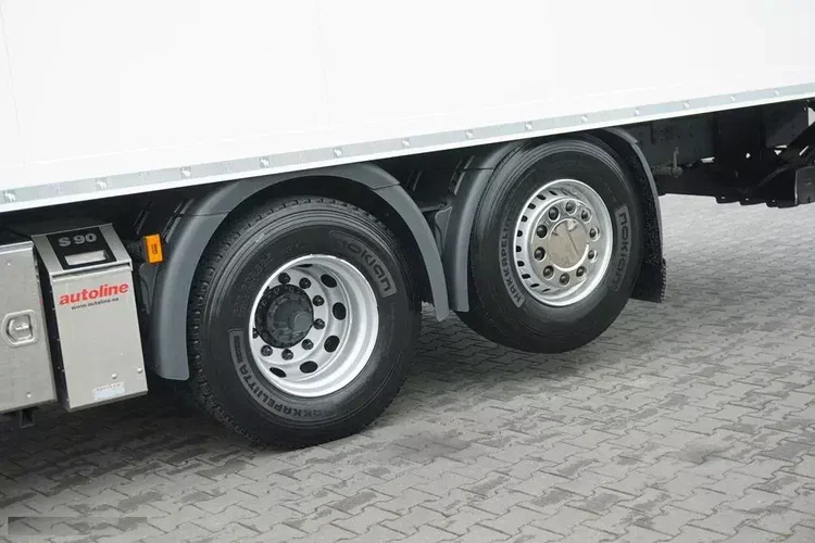 Scania P 410 / EURO 6 / CHŁODNIA + WINDA / 23 PALETY / OŚ SKRĘTNA zdjęcie 24