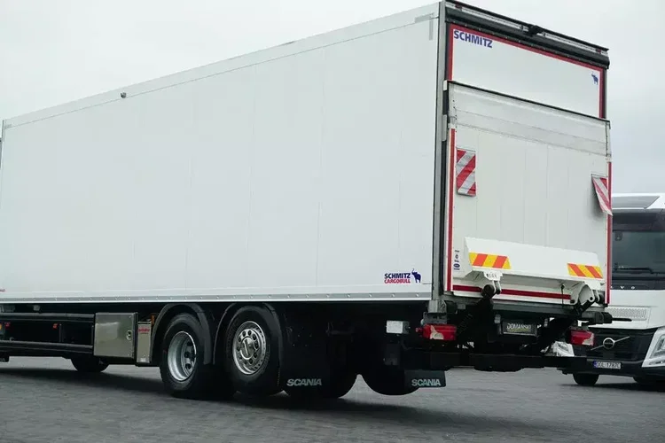 Scania P 410 / EURO 6 / CHŁODNIA + WINDA / 23 PALETY / OŚ SKRĘTNA zdjęcie 25