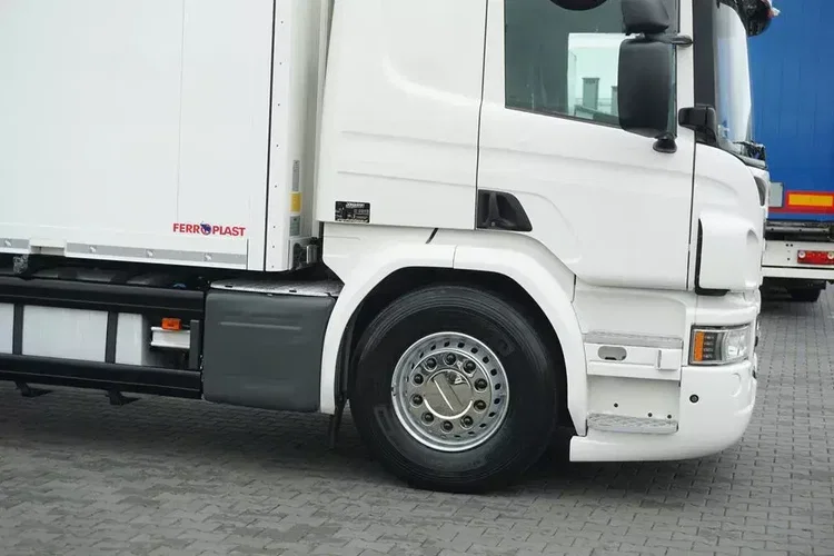 Scania P 410 / EURO 6 / CHŁODNIA + WINDA / 23 PALETY / OŚ SKRĘTNA zdjęcie 33