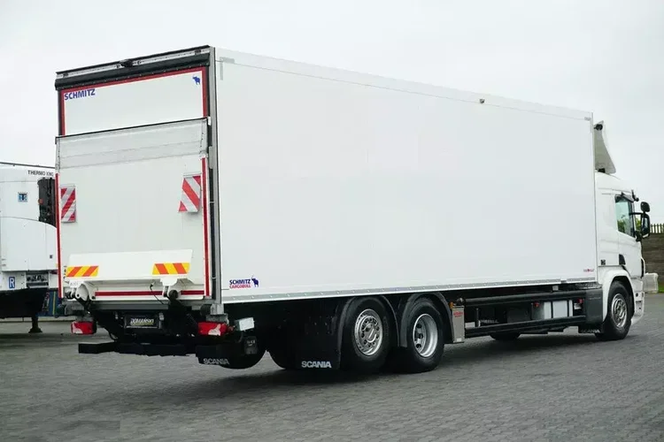Scania P 410 / EURO 6 / CHŁODNIA + WINDA / 23 PALETY / OŚ SKRĘTNA zdjęcie 5