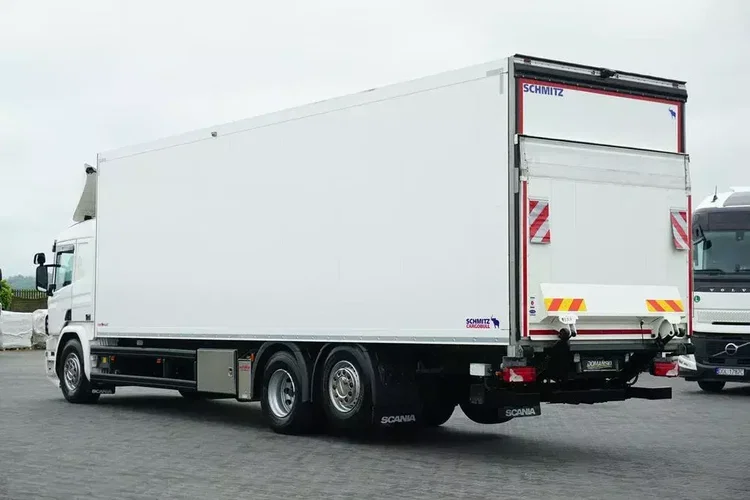Scania P 410 / EURO 6 / CHŁODNIA + WINDA / 23 PALETY / OŚ SKRĘTNA zdjęcie 6