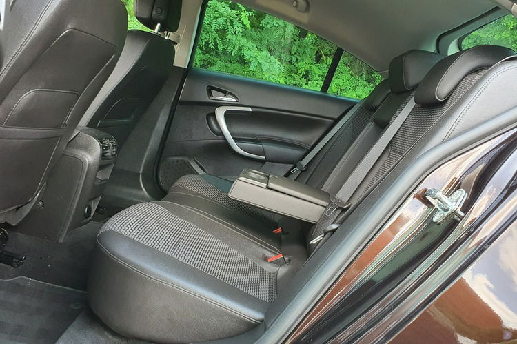 Opel Insignia 2.0T 250KM # Full Opcja # LiftBack # Niski Przebieg # Śliczny Kolor zdjęcie 8