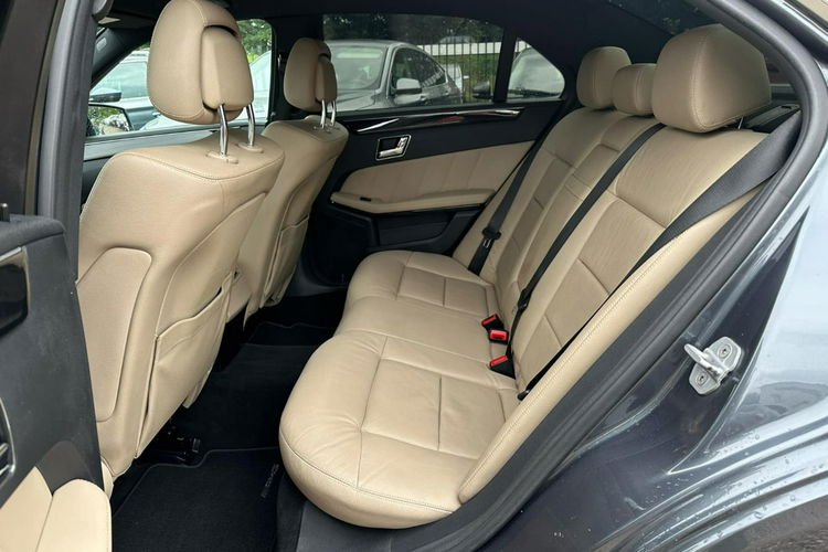 E 350 MERCEDES-BENZ E 350 W212 zdjęcie 10