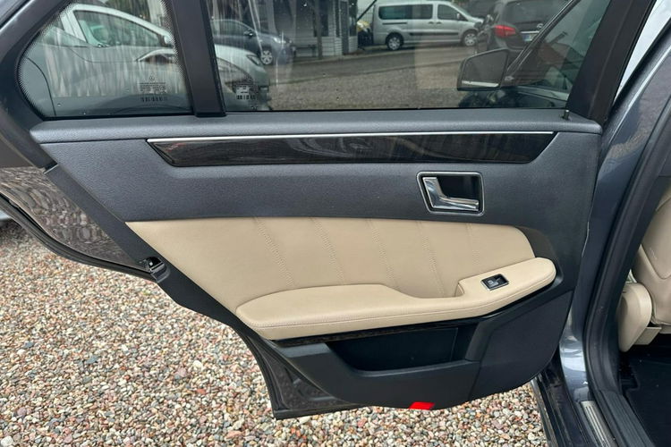 E 350 MERCEDES-BENZ E 350 W212 zdjęcie 11