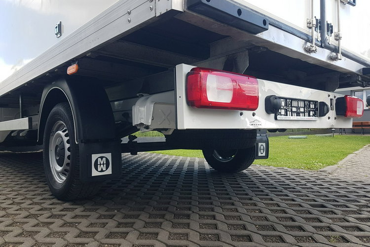 MAN TGE CRAFTER 8 EP KONTENER 4.10x2.15x2.32 KLIMA 2.0 TDI KRAJOWY DMC 3500 KG zdjęcie 23