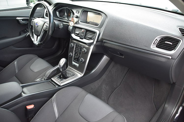 Volvo V40 1.6D2 116Km Led Pół-Skóra Navi Gwarancja zdjęcie 11