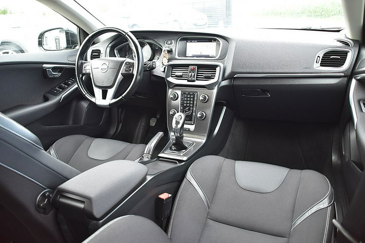 Volvo V40 1.6D2 116Km Led Pół-Skóra Navi Gwarancja zdjęcie 6