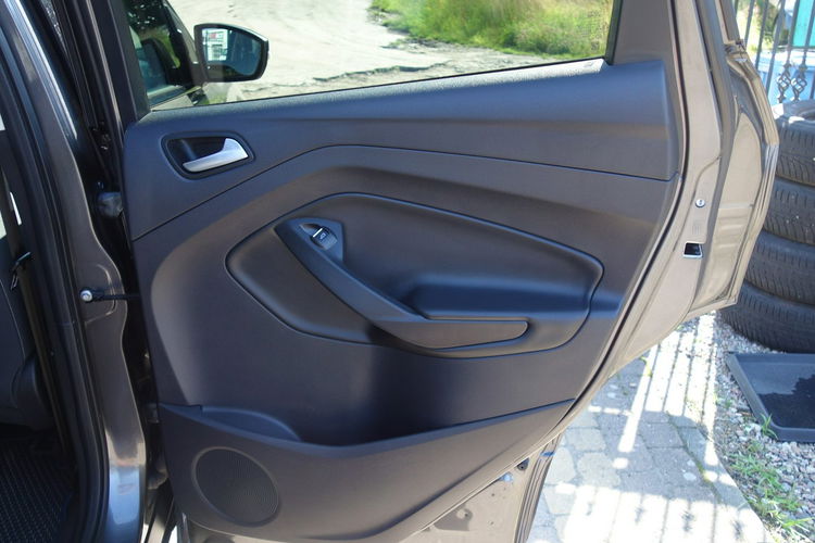 Kuga FORD KUGA zdjęcie 14