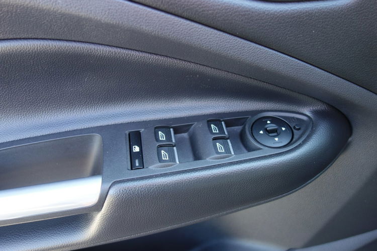 Kuga FORD KUGA zdjęcie 19