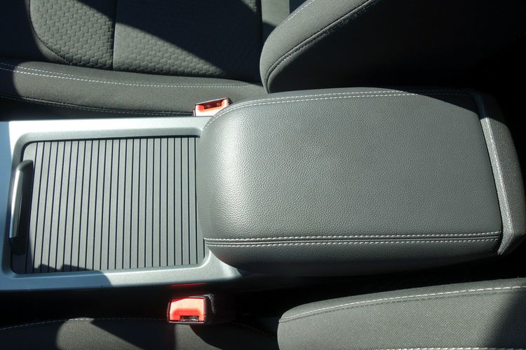 Kuga FORD KUGA zdjęcie 21