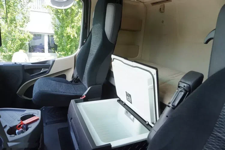 Mercedes Actros 2545 6×2 MP5 / ADR AT / Firanka 18 EPAL zdjęcie 19