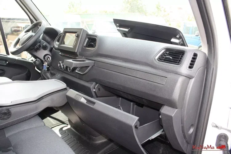 Renault Master zdjęcie 18