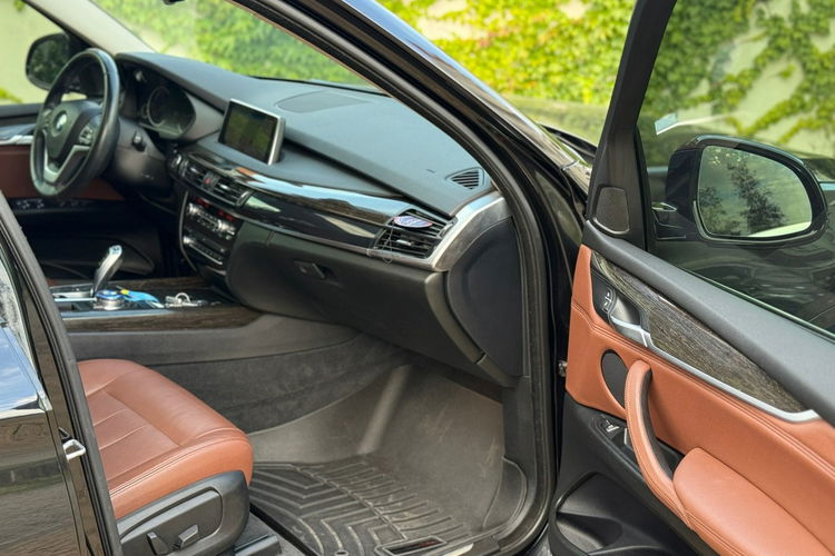 BMW X5 zdjęcie 7