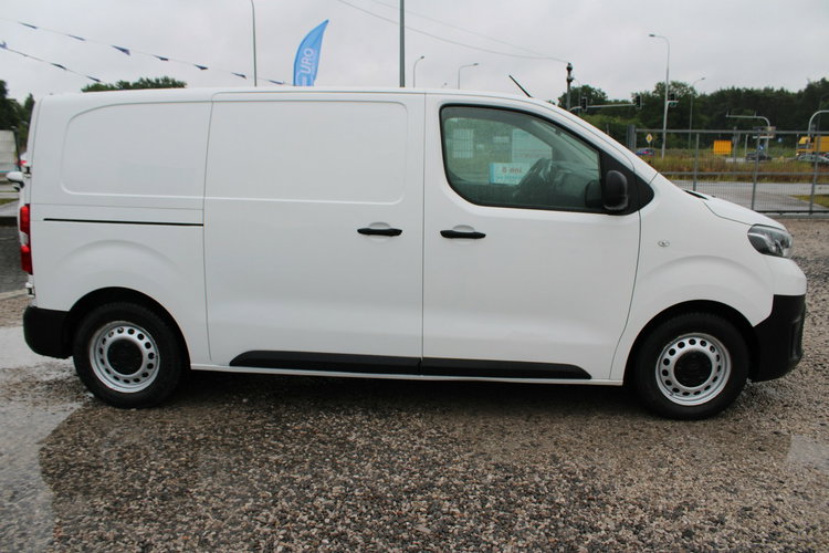 Toyota ProAce D4D 120KM MEDIUM F-vat Salon Polska zdjęcie 4