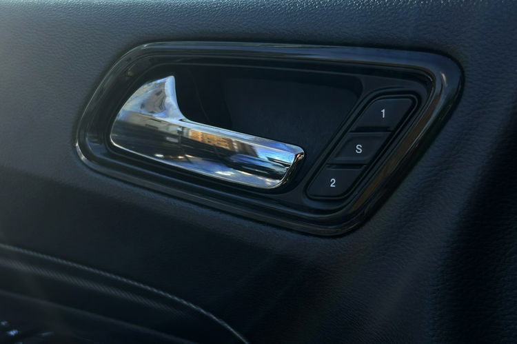 Dodge Durango RT/HEMI 5.7/Wentyle/Grzana kiera/kamera/El.fotele/FulLED zdjęcie 13