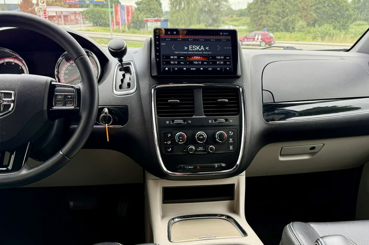 Dodge Grand Caravan 30Th/Skóra+Alcantara/Kamera cofania/Android/7os/Alu17 zdjęcie 13