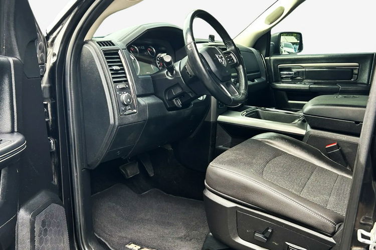 Dodge RAM RAM 2016 SPORT 5.7HEMI Kamera cofania Podgrz. fotele+kierownica zdjęcie 7