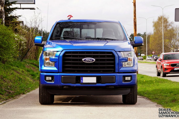 Ford F150 XLT 5.0 V8 395 KM Skóry El. fotele Kam cof. Podgrz fotele Czarny sufit zdjęcie 2