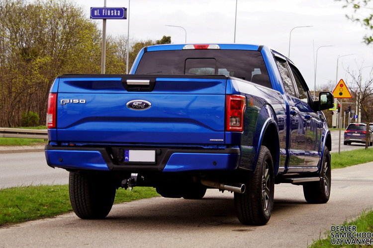 Ford F150 XLT 5.0 V8 395 KM Skóry El. fotele Kam cof. Podgrz fotele Czarny sufit zdjęcie 4