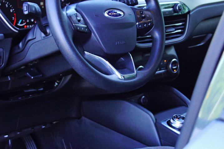 Ford Kuga 1.5 AWD Ecoboost 180 Key Less Automat - raty od 1299PLN zdjęcie 38