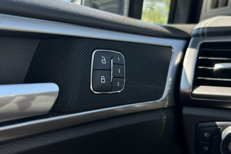 Mondeo Ford Mondeo Hybryd Automat Vignale FulLED Wentyle zdjęcie 11