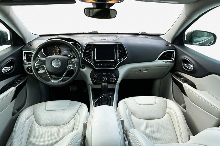 Jeep Cherokee Limited/Białe skóry/kamera/grzana kierownica/bixenon/el.klapa zdjęcie 7