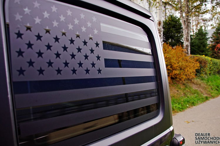 Jeep Wrangler Unlimited Sport 2020 – Siła, Styl i Gotowość na Każdą Przygodę zdjęcie 18