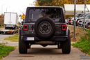 Jeep Wrangler Unlimited Sport 2020 – Siła, Styl i Gotowość na Każdą Przygodę zdjęcie 5