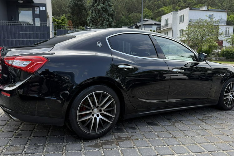Maserati Ghibli 3.0 410KM SQ4 Kamera Cofania Bi ksenon+led Skóry Szyberdach zdjęcie 10