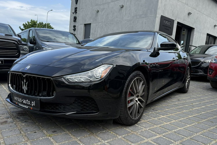 Maserati Ghibli 3.0 410KM SQ4 Kamera Cofania Bi ksenon+led Skóry Szyberdach zdjęcie 2