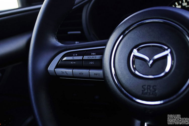Mazda 3 2.0 SkyActive-G 120KM Navi Automat zdjęcie 30