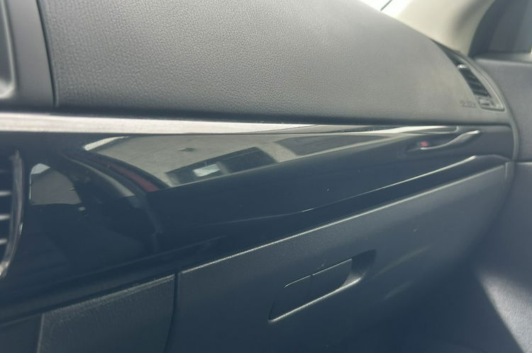 Mazda CX-5 2.0 165KM navi czujniki parkowania podgrz fotele martwe pole keyless zdjęcie 16