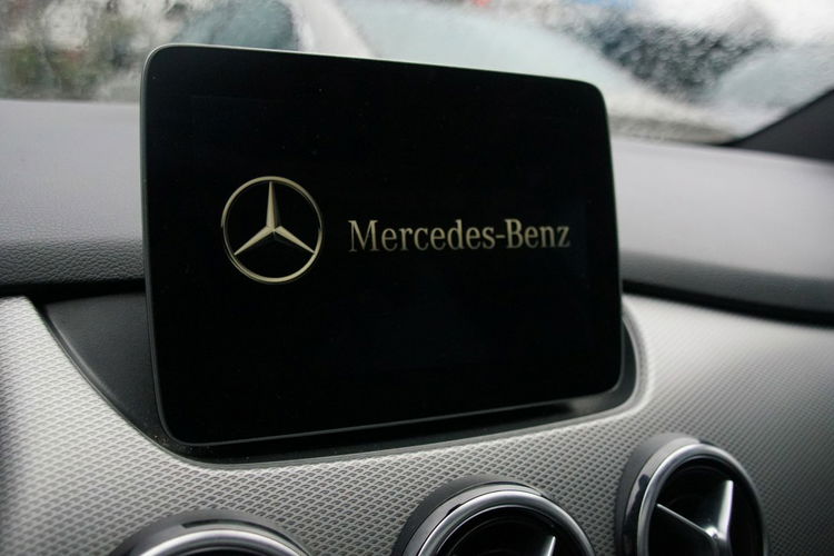 Mercedes B 250 4Matic Aut. Skóra Panorama Kamera - Raty Zamiana Gwarancja zdjęcie 18